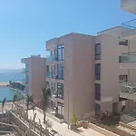Waterfront 2 Horizon