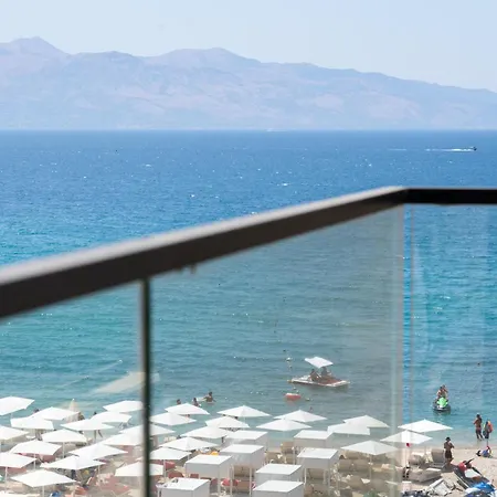 Waterfront 2 Horizon *