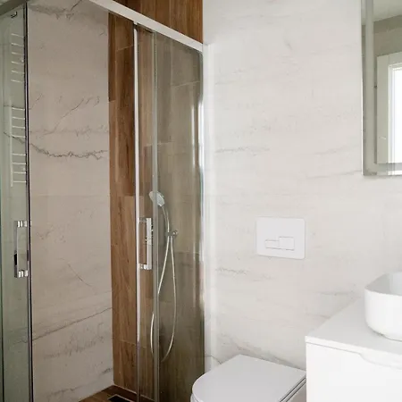 Waterfront 2 Horizon Apartment