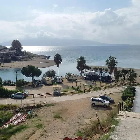 Waterfront 2 Horizon Apartment *