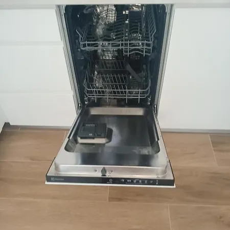 Waterfront 2 Horizon