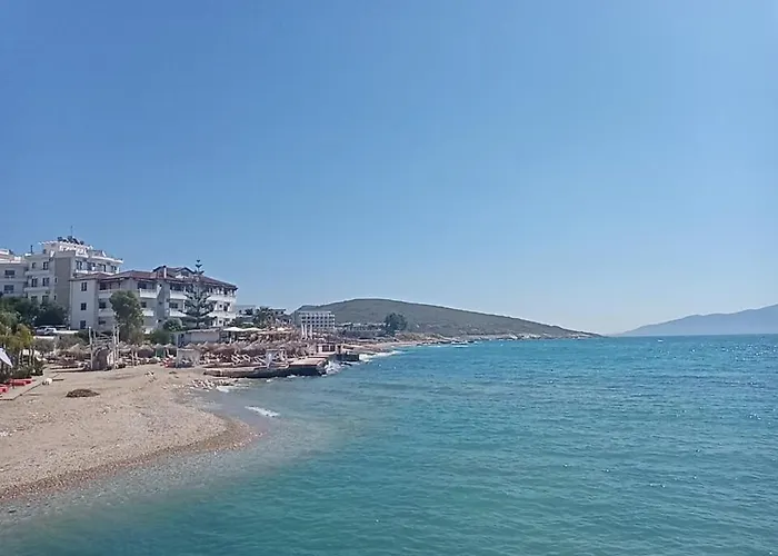 Waterfront 2 Horizon